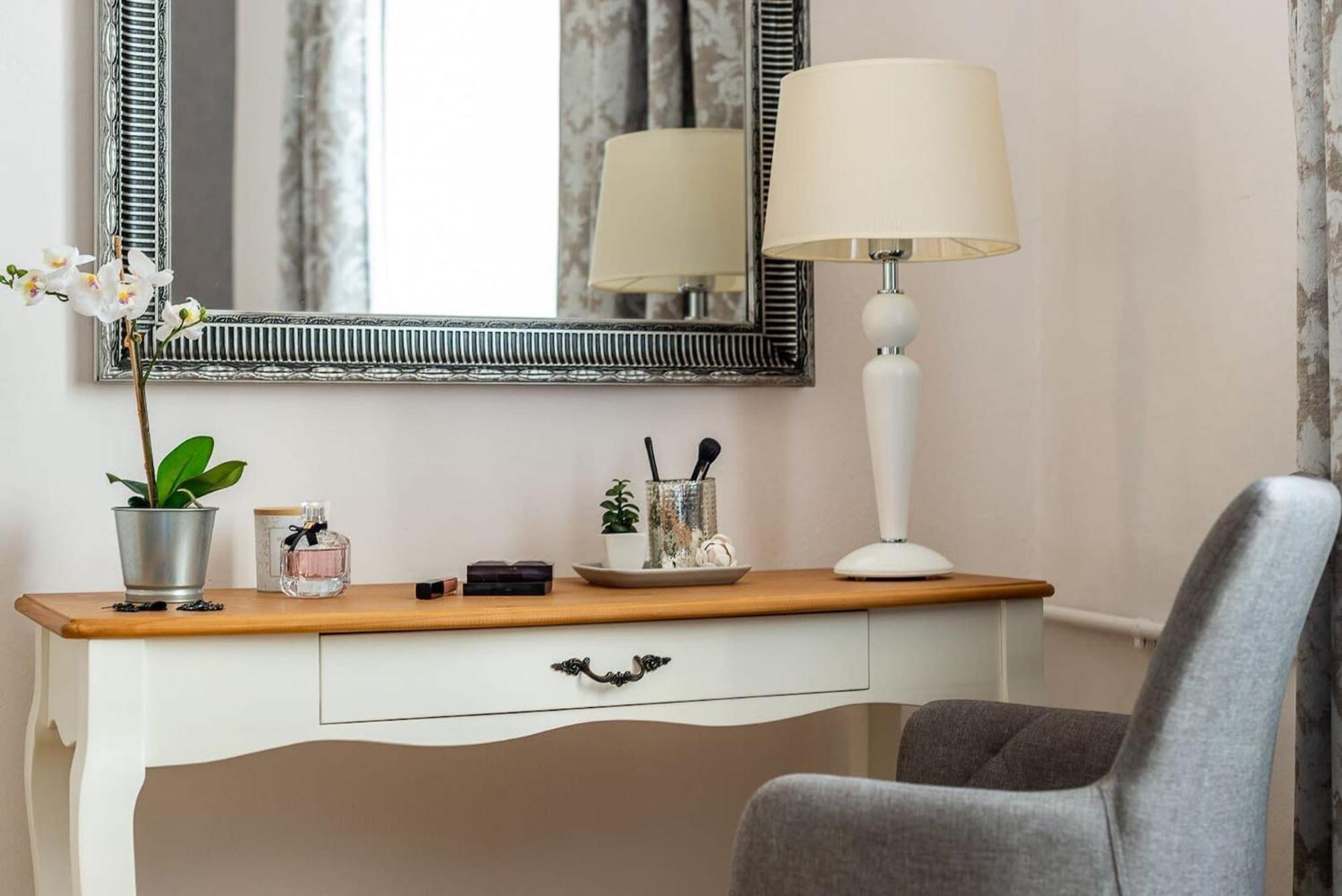 Freta 25 Elegant Apartment By Rent Like Home Варшава Экстерьер фото