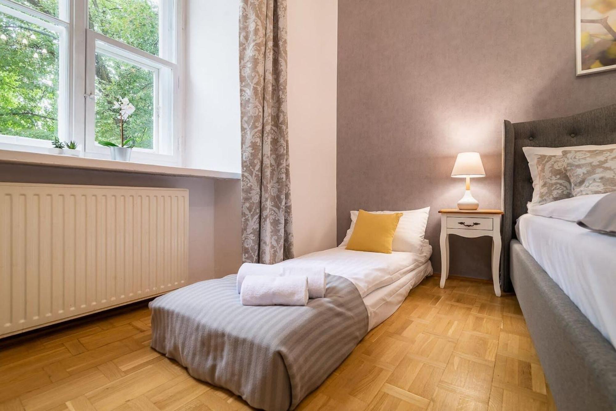 Freta 25 Elegant Apartment By Rent Like Home Варшава Экстерьер фото